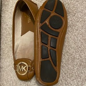 Ladies size 7 1/2 MK casual shoes